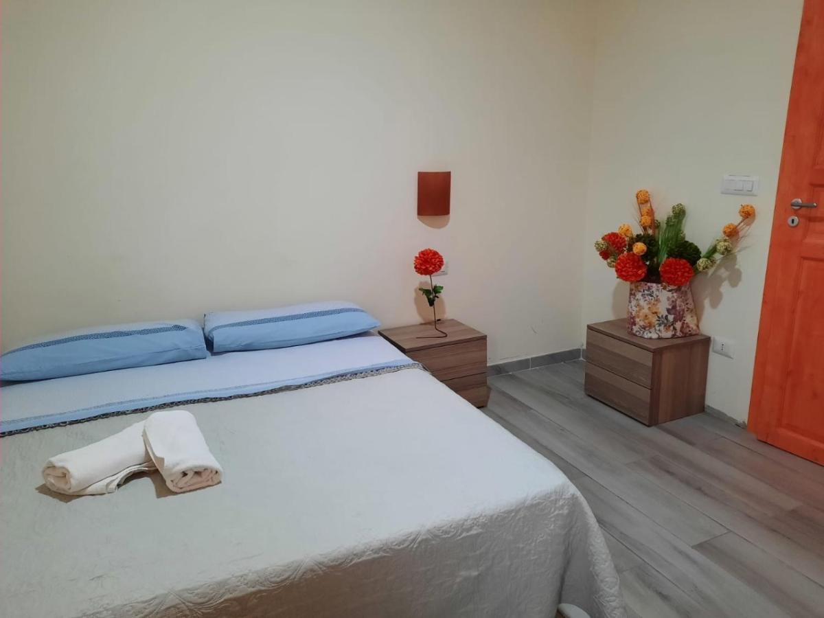 Villa Miriam Mondragone Luaran gambar