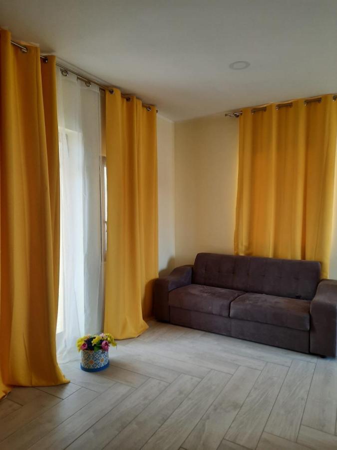 Villa Miriam Mondragone Luaran gambar